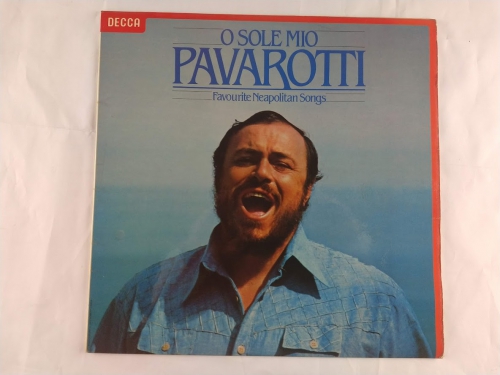 Pavarotti O sole mio favourite Neapolitan Songs